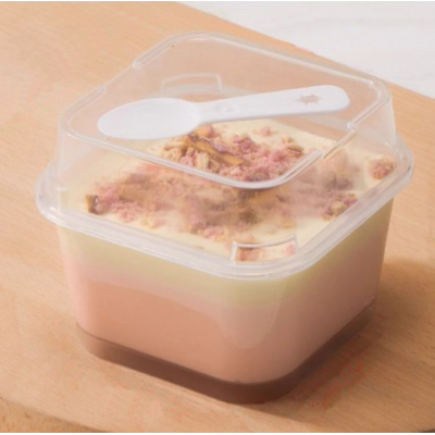 Контейнер 250мл 85 х 75 х 75 мм с крышкой и ложкой